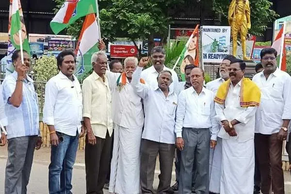 protesters arrested